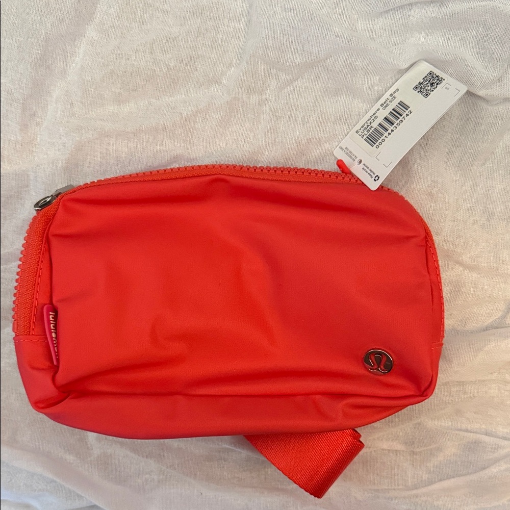 lululemon athletica Strawberry Everywhere Belt Bag